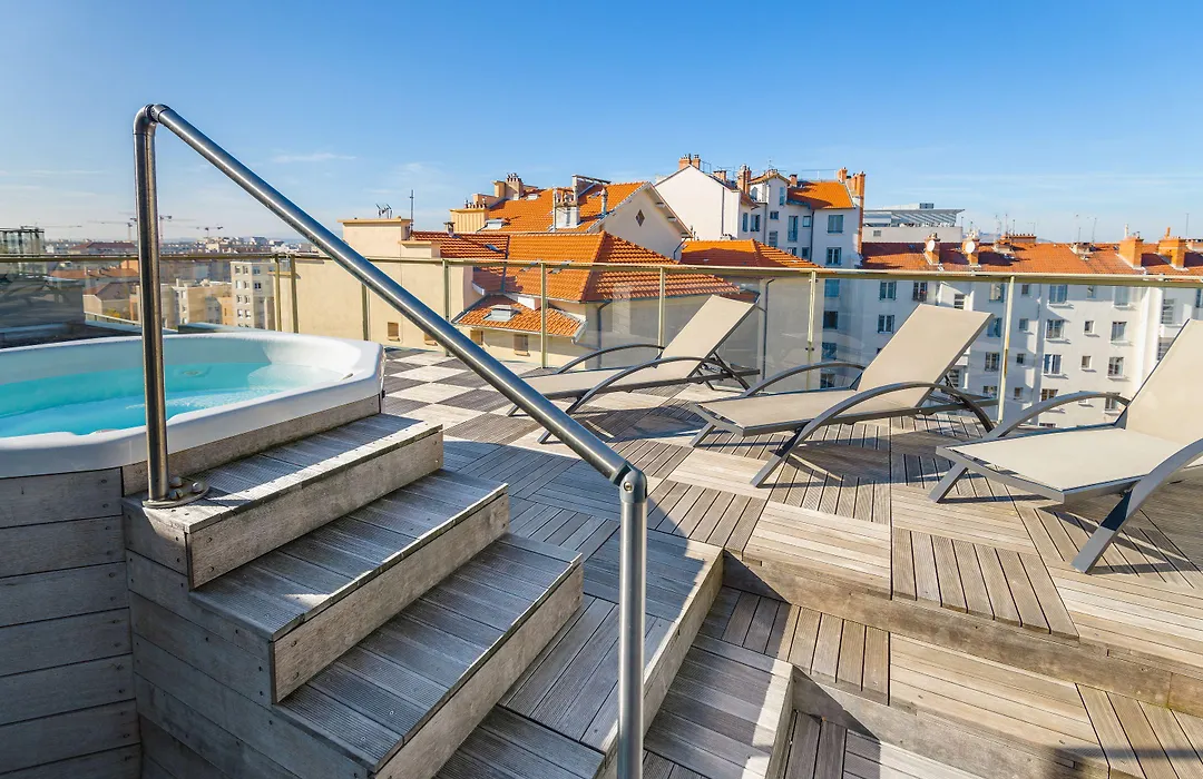Lagrange Aparthotel Lyon Lumiere-1